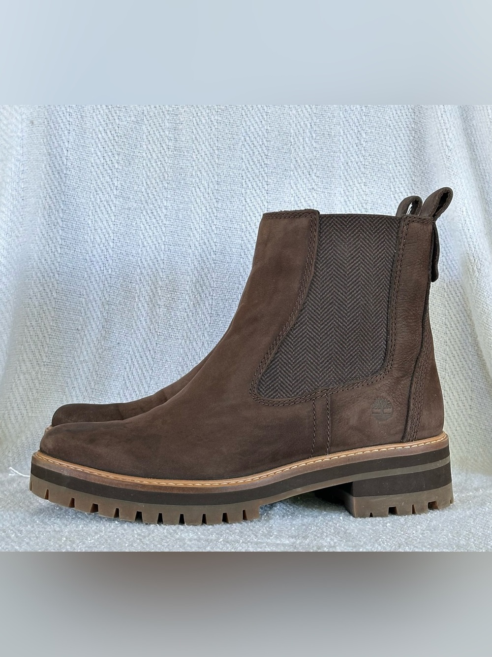 Timberland Women's Dark Brown Suede Chelsea Lug Boots